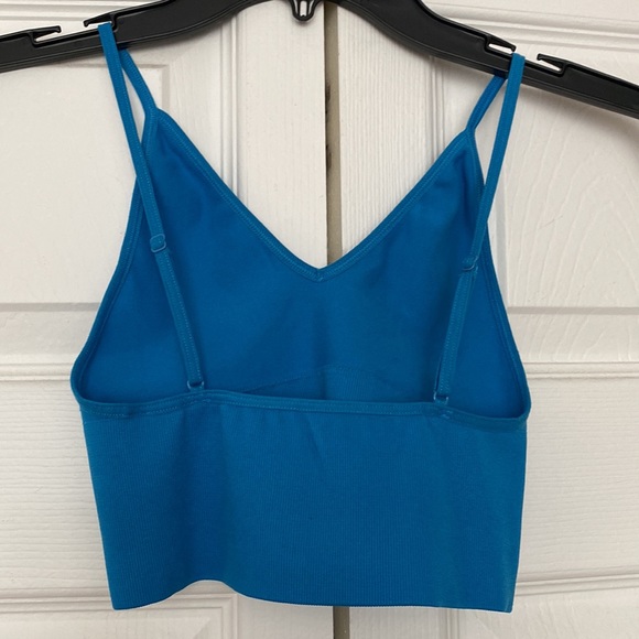 Aritzia Talula Toni Seamless Tank blue bra NWOT - Picture 4 of 5